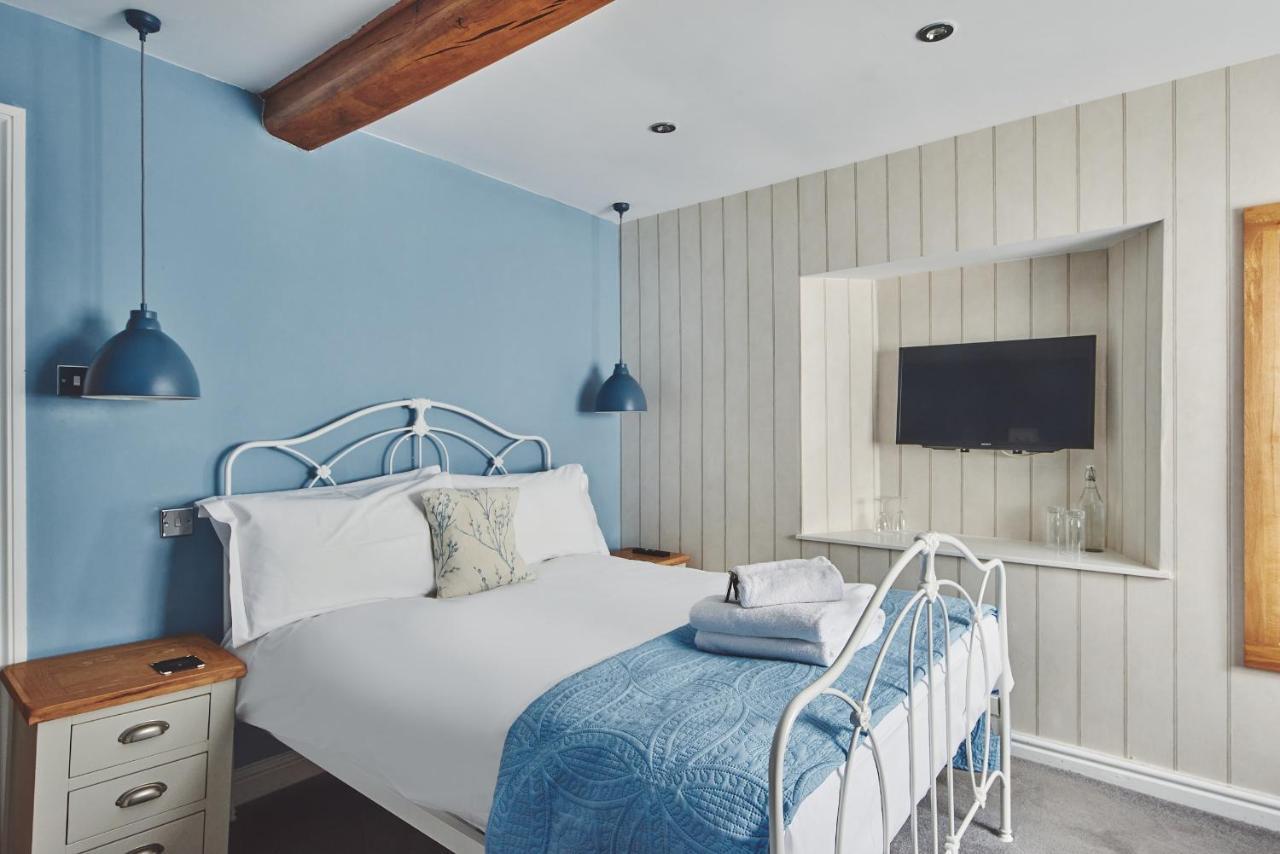 The Lansdowne Guest House Bourton-on-the-Water Exteriör bild The Blue Room